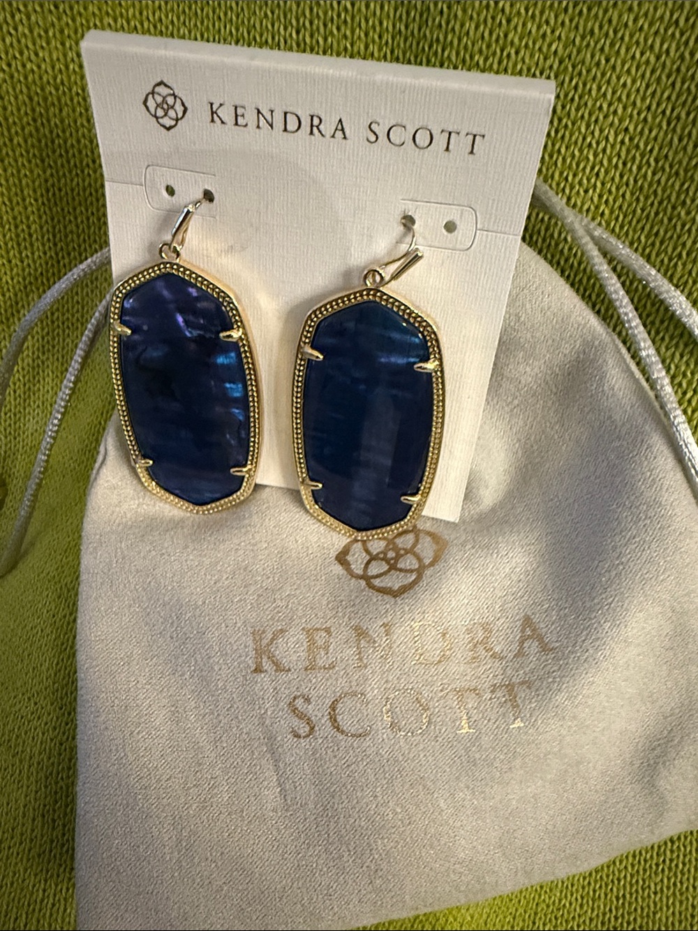 NWT Kendra Scott Midnight Blue Faceted Earrings With Gold Trim